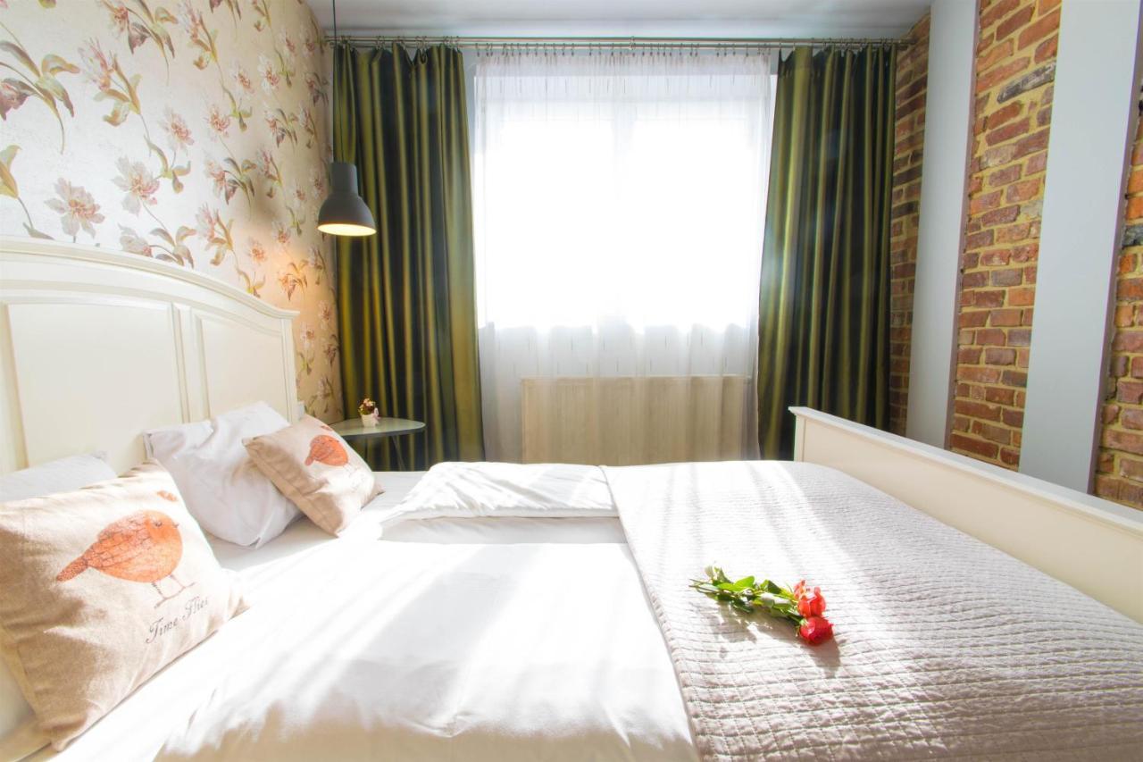 Krupnicza Modern Old Town Apartments - By Upstairs Krakow Exterior photo