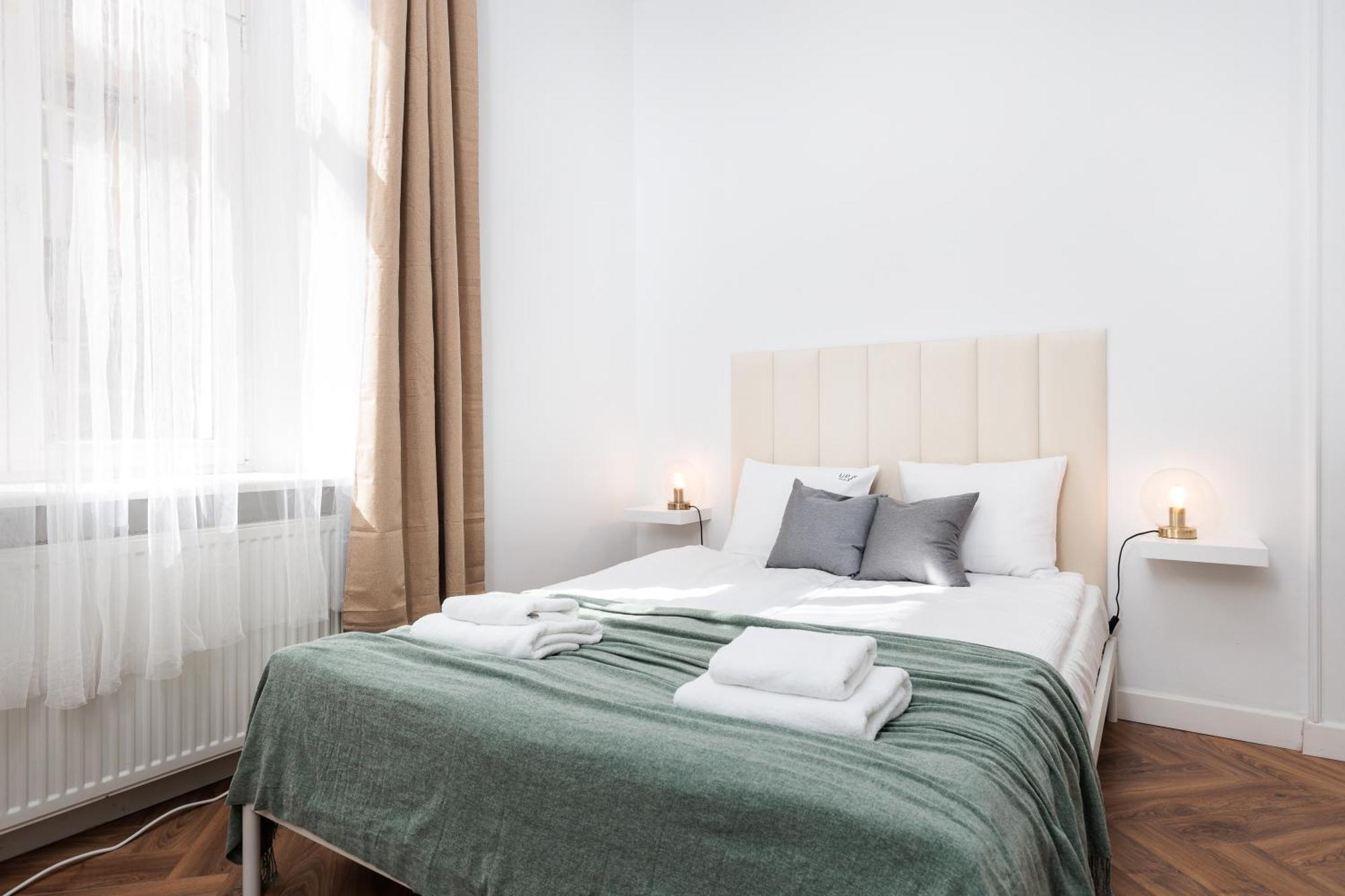 Krupnicza Modern Old Town Apartments - By Upstairs Krakow Exterior photo